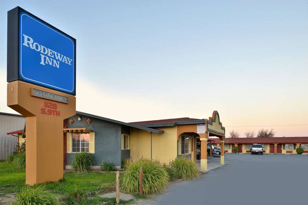 Rodeway Inn Modesto Extérieur photo